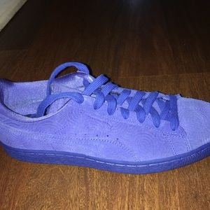Blue puma suede shoes